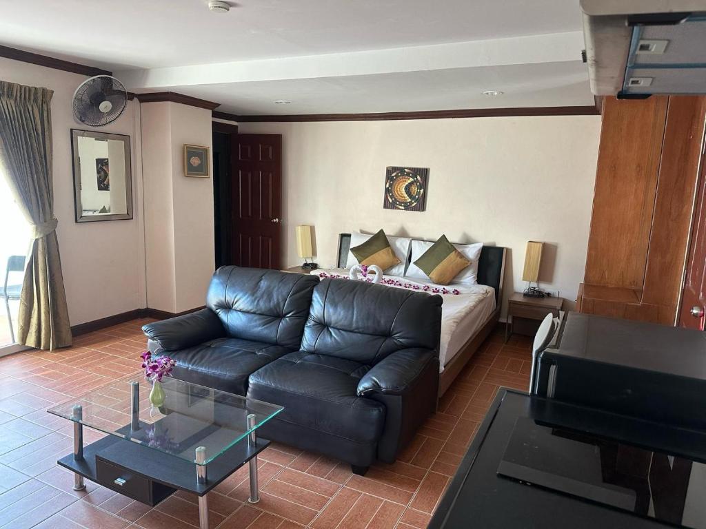 
Family Suite with Balcony
