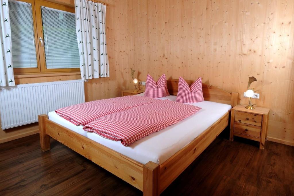 Postel nebo postele na pokoji v ubytování Maries Ferienhaus MAY-100