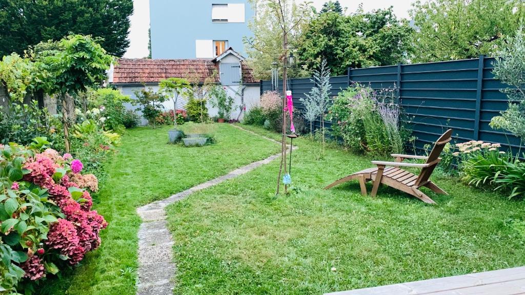 Vonkajšia záhrada v ubytovaní La maison Cattleya
