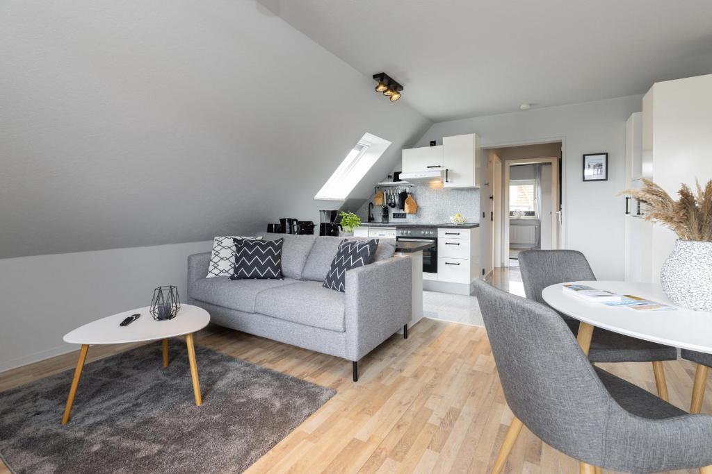 Kuchyň nebo kuchyňský kout v ubytování Appartement Nele Kieler Straße 16a APPARTO Grömitz