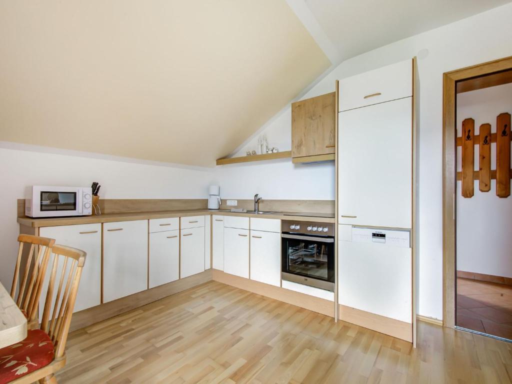 Fotografia z galérie ubytovania Apartment in Hainzenberg in a ski area v destinácii Hainzenberg