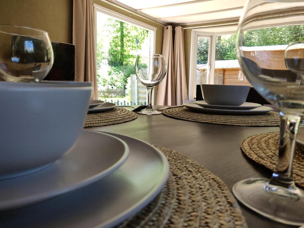 Nápoje v ubytování Gemoderniseerd gezellig chalet bij het bos