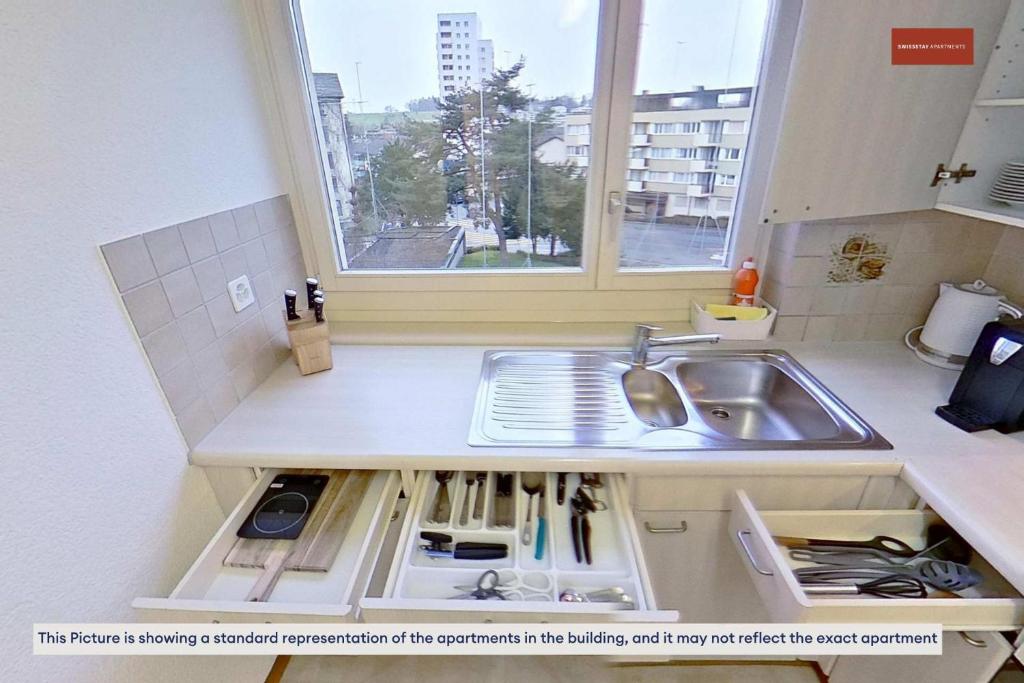 Köschenrütistrasse 59, 8052 Zürich, Switzerland - Resim 3