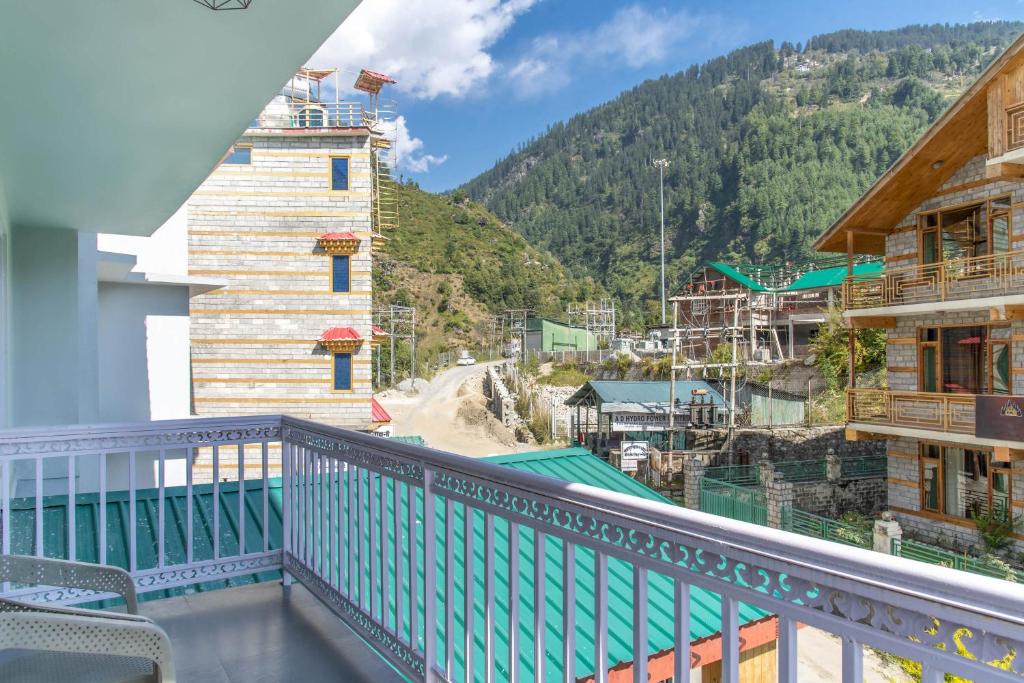 Nespecifikovaný výhled na hory nebo výhled na hory při pohledu z hotelu