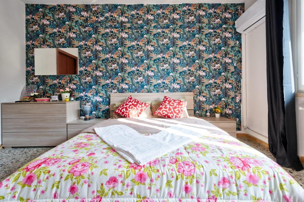Postel nebo postele na pokoji v ubytování R & R Apartment