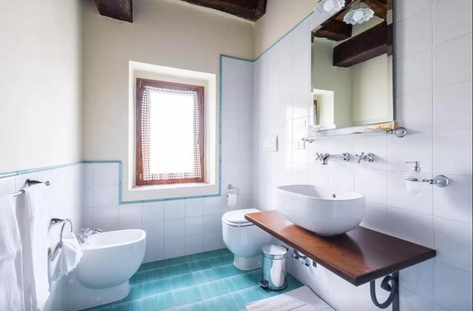 Łazienka w obiekcie Agriturismo Ca' Bertu'