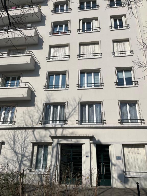 Budova, v ktorej sa apartmán nachádza