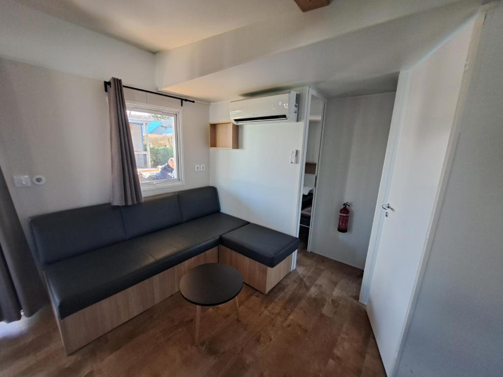 Fotografie z fotogalerie ubytování Houlgate Mobilhome,3ch, 6pl, camp 5 étoiles, piscines, club enfants v destinaci Houlgate