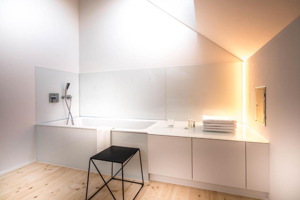 Top City Center Apartments location next to Lion Monument - Resim 17