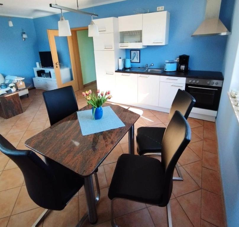 Galeriebild der Unterkunft Große Ferienwohnung für 2 Personen Ostseebad Binz in Binz