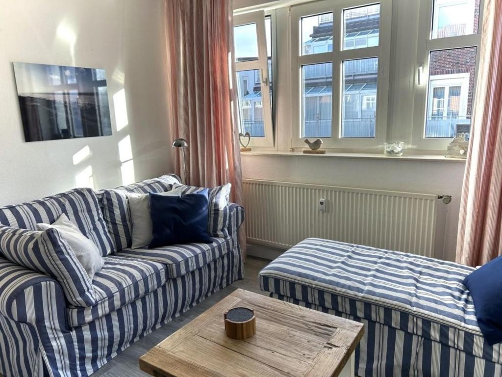 Ferienwohnung 206 Juist Strandburg für 2 bis 5 Personen mit Schwimmbad und Sauna