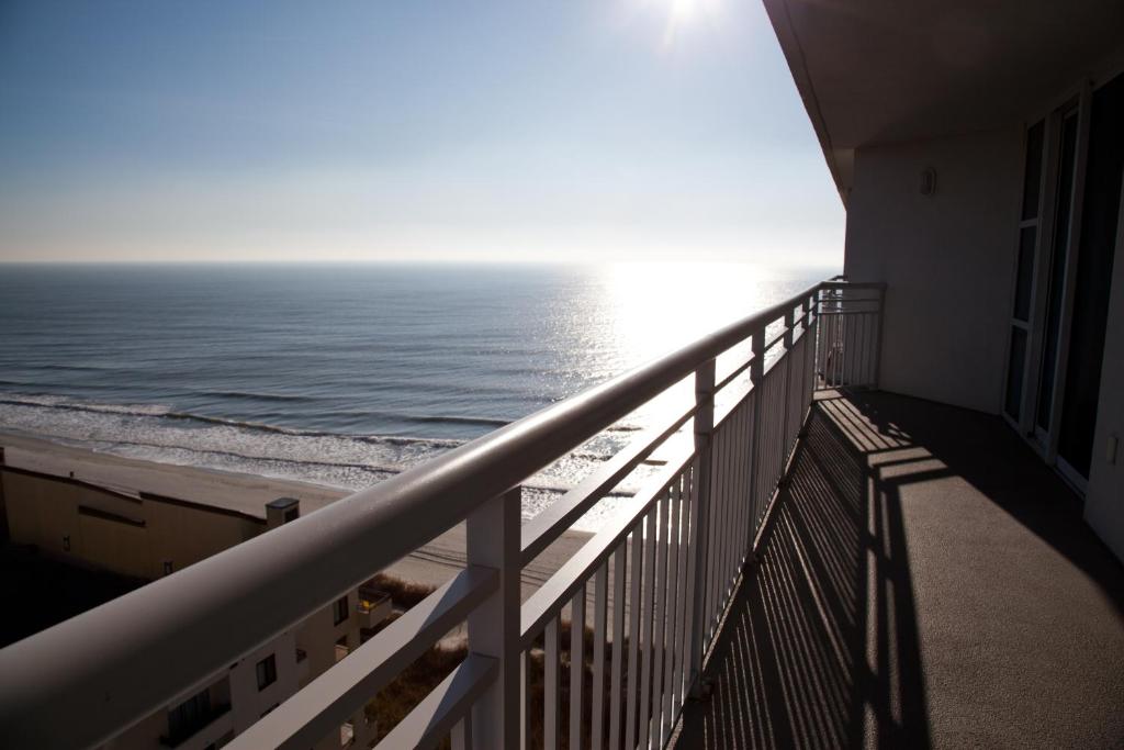 Ein allgemeiner Meerblick oder ein Meerblick von des Hotels aus