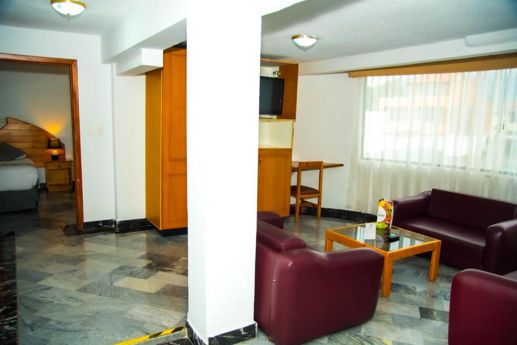 Posezení v ubytování Hotel la Giralda