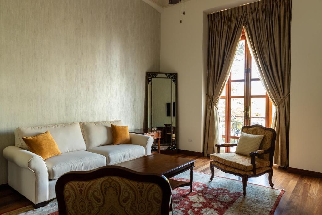 Posezení v ubytování Hotel Plaza Herrera