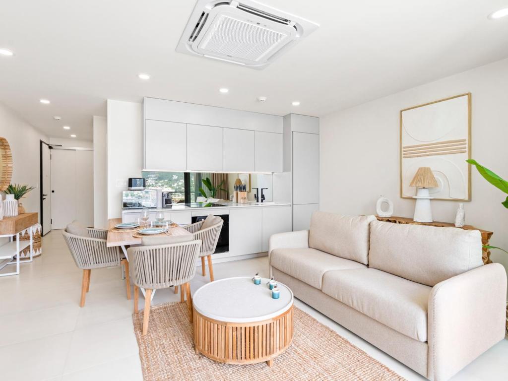 The Hills Residence - Apartamento De Un Dormitorio Con Balcón