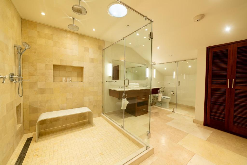 Koupelna v ubytování Hotel Plaza Herrera