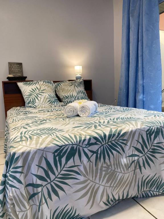 Postel nebo postele na pokoji v ubytování Manureva Iti Lodge