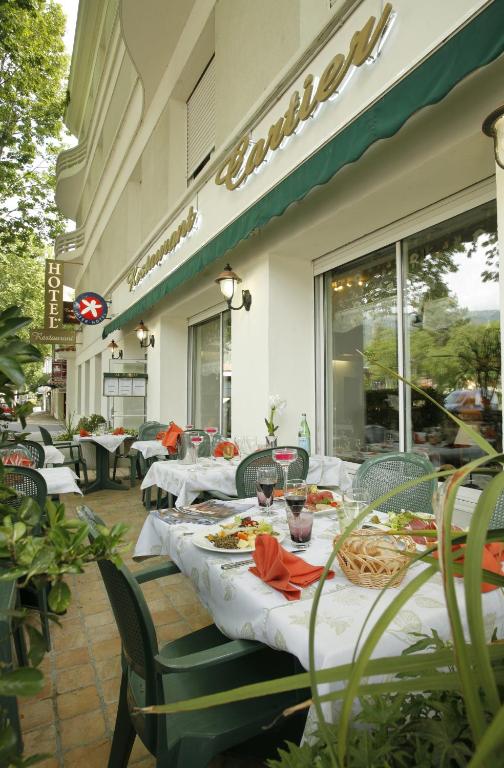 Restaurace v ubytování Logis Hôtel Cartier