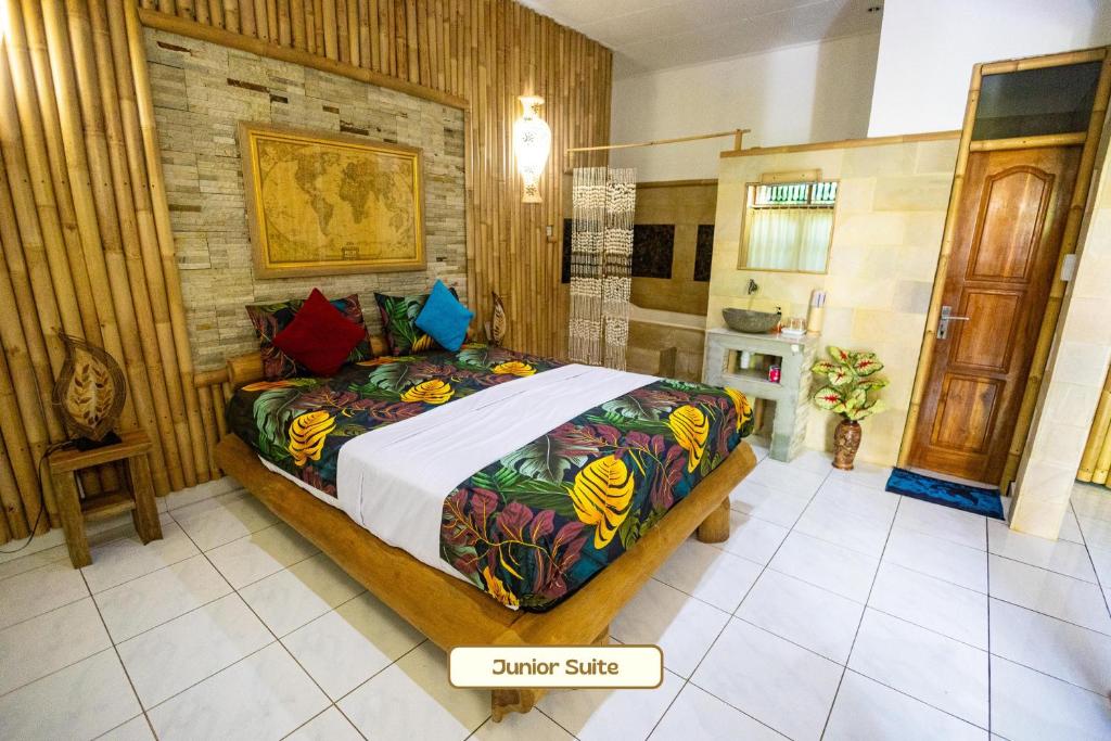 Kuchyň nebo kuchyňský kout v ubytování Kaia Lovina Guest House Junior Suite
