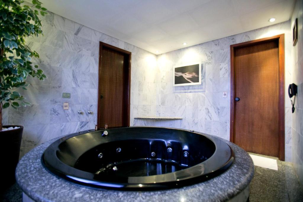  Rivieras Motel (Adult Only)