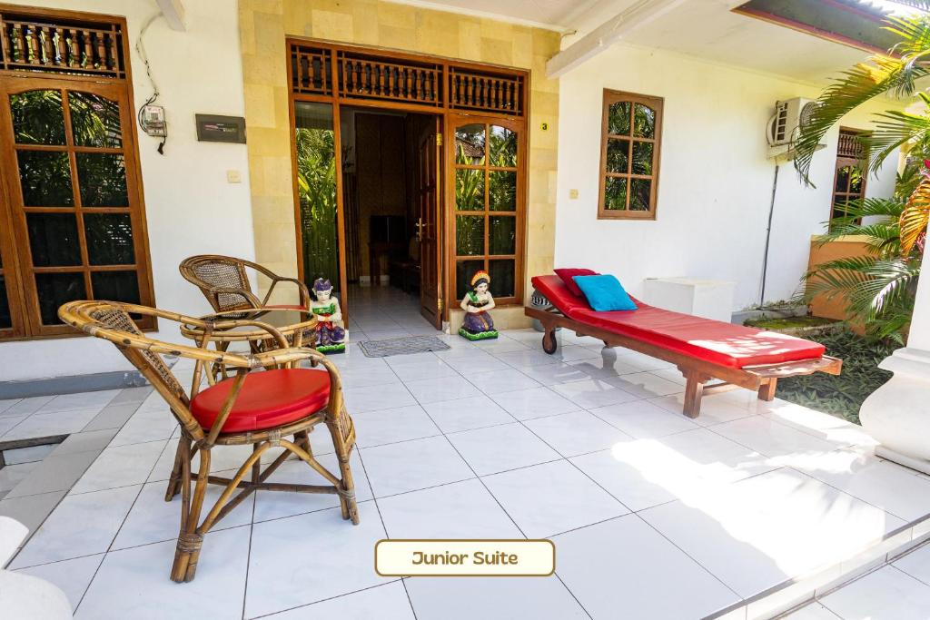 Patio nebo venkovní prostory v ubytování Kaia Lovina Guest House Junior Suite