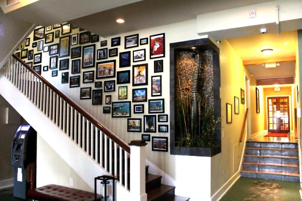 Hollander Hotel - Downtown St. Petersburg photo