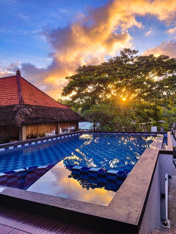 Simpang Inn Hostel - Housity