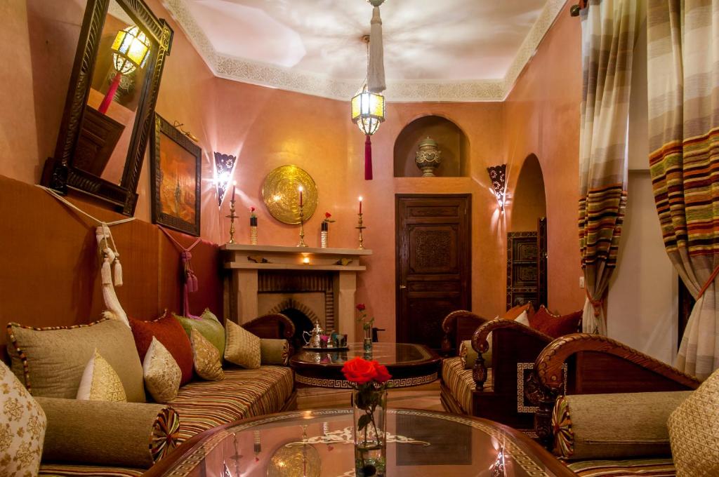 Un lugar para sentarse en Riad Anabel