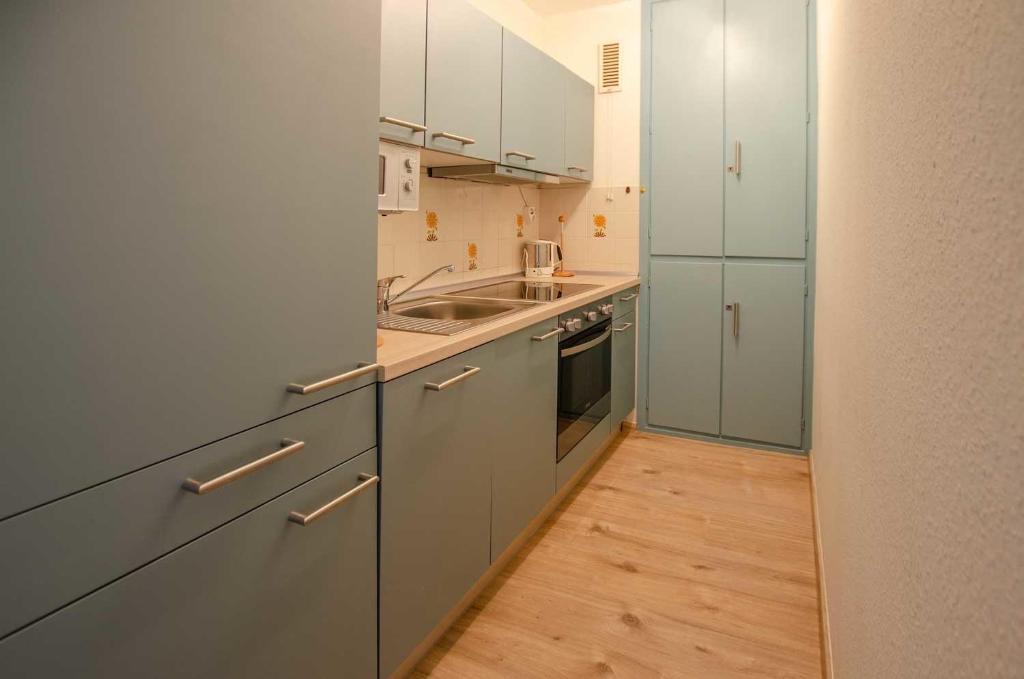 Kuchyň nebo kuchyňský kout v ubytování FeWo Vaupel - Nr 27 - Strandhotel