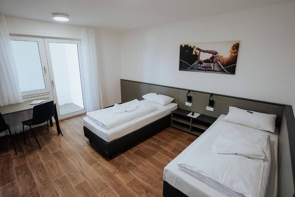 STB Campus Bartholomä - Tweepersoonskamer Met 2 Aparte Bedden En Balkon