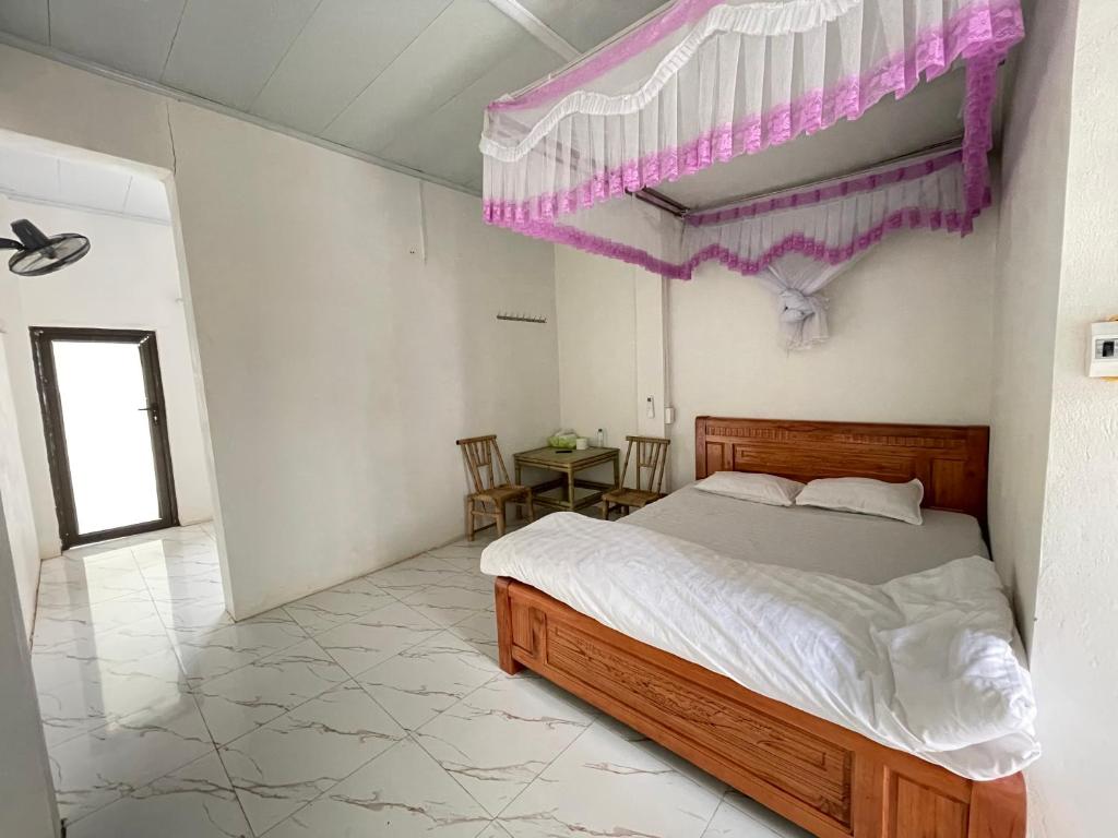 Riverside Homestay - 8