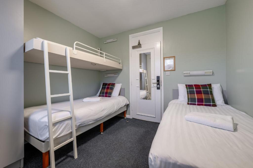 Stableside Hostel at York Racecourse - Resim 6