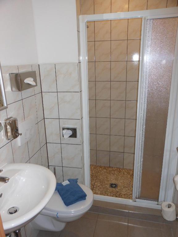 Pension Am Werder - 8