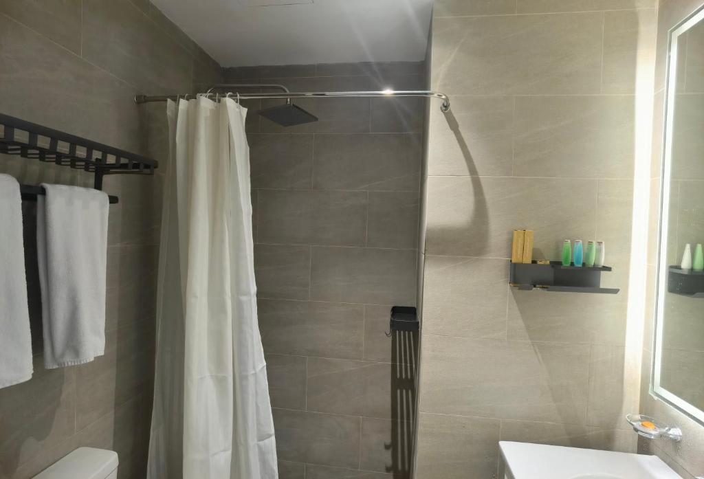 Colombo Trizen J&J future Apart ment - 19