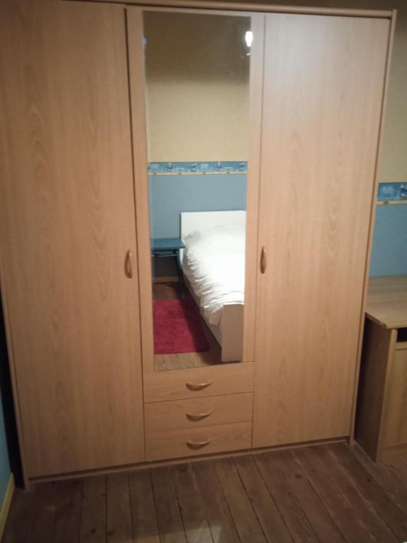 Postel nebo postele na pokoji v ubytování Chambre à la campagne ,au Soleil levant