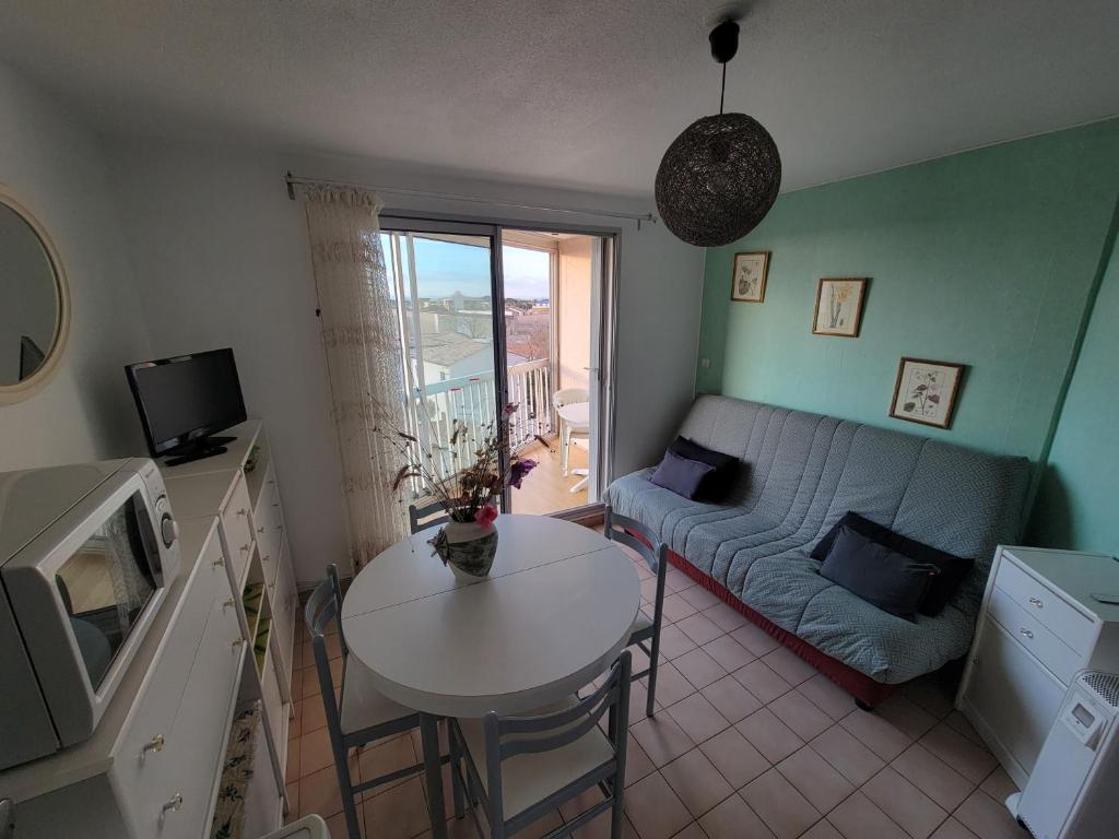 Et tv og/eller underholdning på Studio centre port Valras