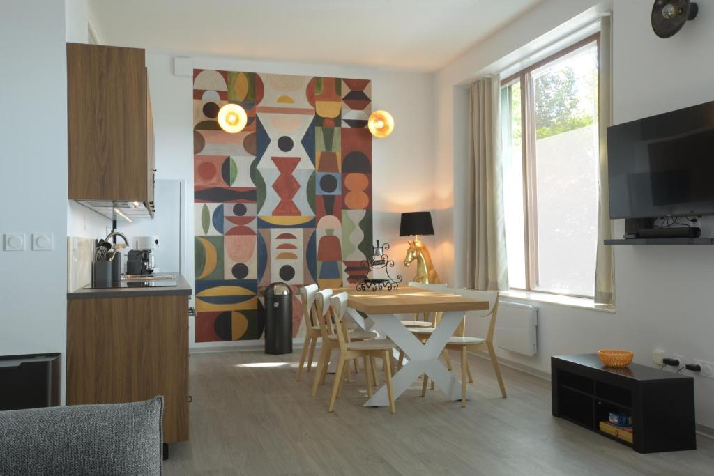 Au Cheval Blanc - Appartement Familial 6P Parking privé gratuit- 15 min centre ville – photo 9