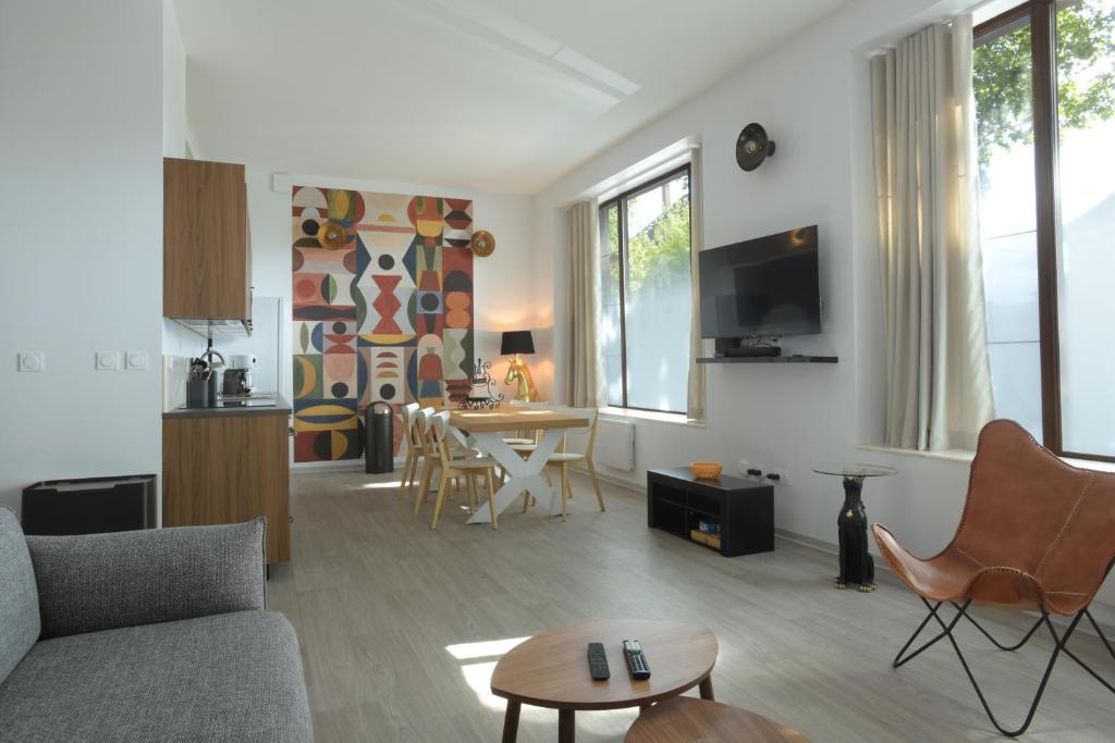 Au Cheval Blanc - Appartement Familial 6P Parking privé gratuit- 15 min centre ville – photo 5