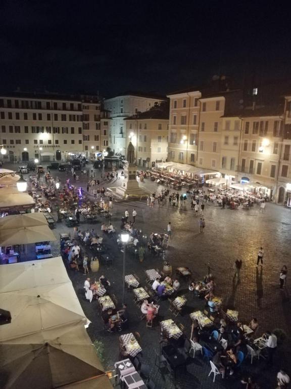 Campo de' Fiori View Apartment