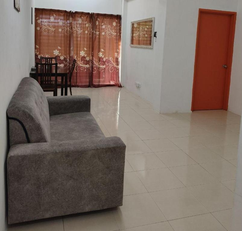 Ruang duduk di Homestay Lumut Perak