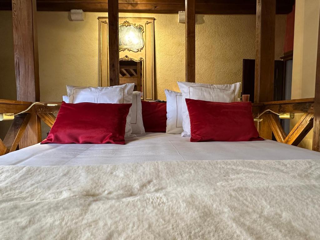Postel nebo postele na pokoji v ubytování Gite, chambre d hôte L échoppe est belle