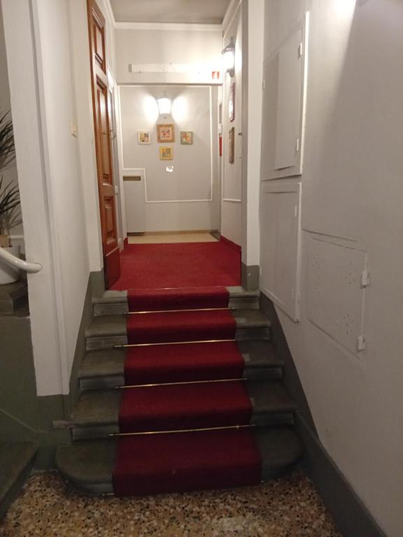 Hotel Tourist House - Resim 25