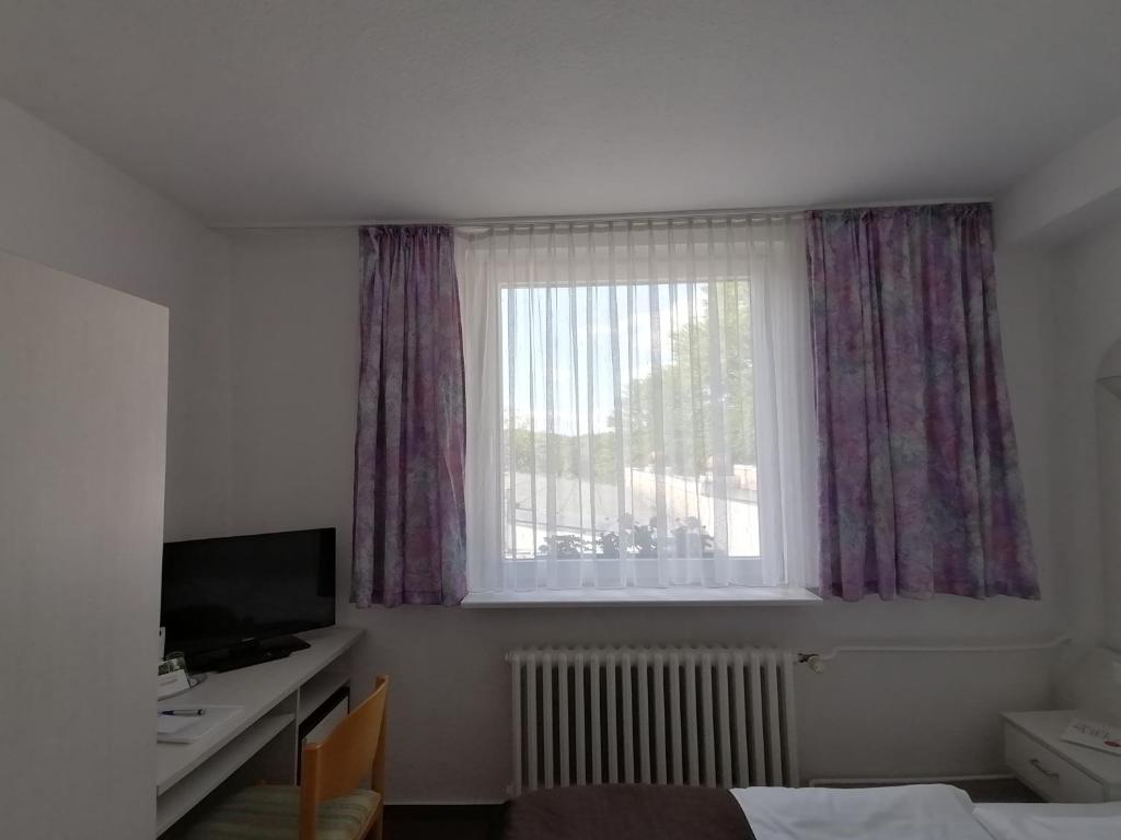 Seehotel Ichlim - Small Double Room