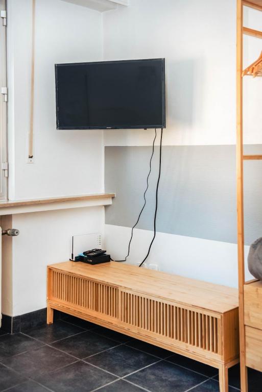 Modern Lux City Center Studio - Resim 24