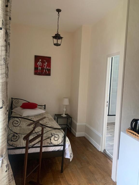 Moulin d'Amour - Triple Room With Private Bathroom