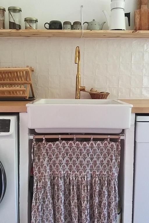 Cuisine ou kitchenette dans l'établissement Maison avec vue mer à Saint-Pol-de-Léon