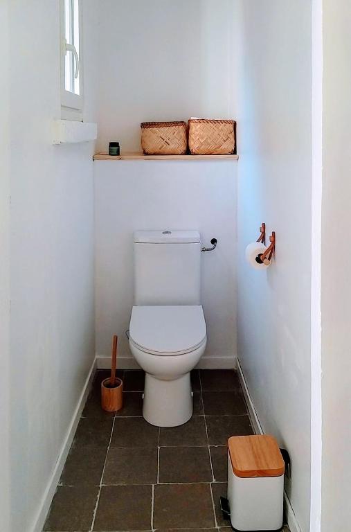 Salle de bains dans l'établissement Maison avec vue mer à Saint-Pol-de-Léon