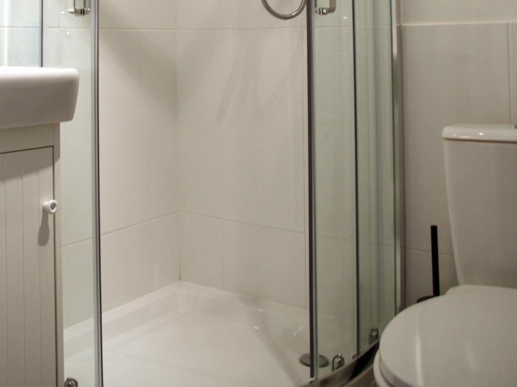 Kúpeľňa v ubytovaní Elektoralna Warsaw Apartment