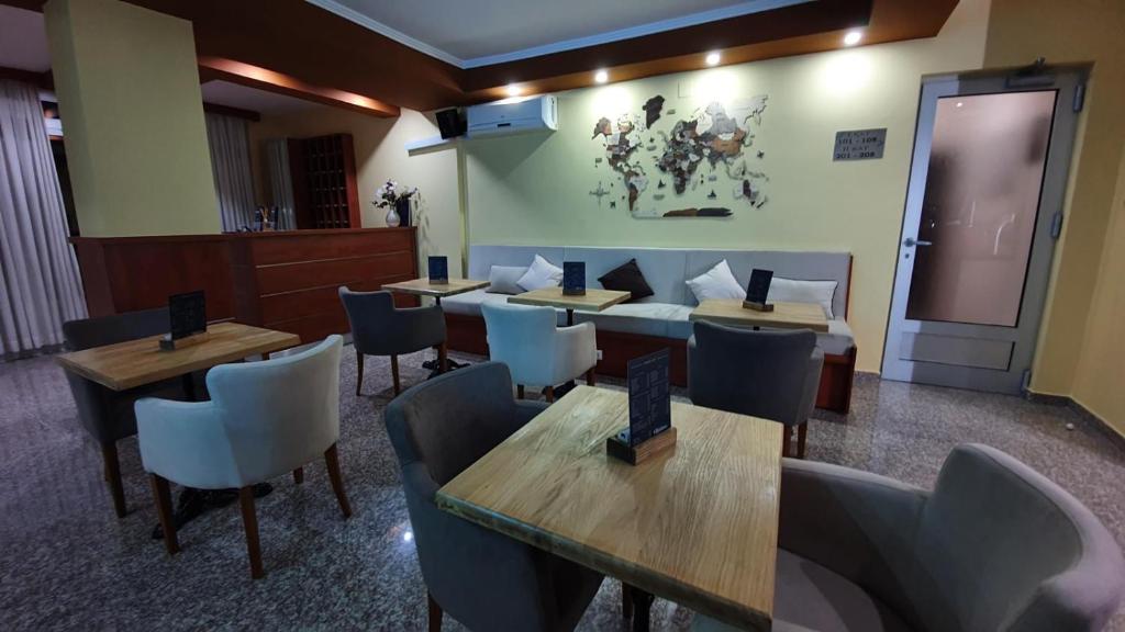 Χώρος καθιστικού στο Quattro Apartment