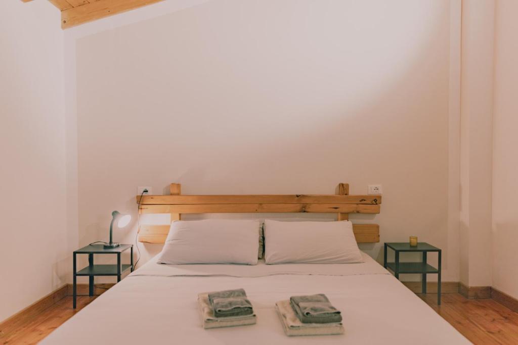 A bed or beds in a room at CA11 - Apartments